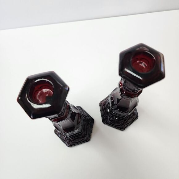 Vintage Avon Cape Cod Collection Set of 2 Candlesticks - Picture 4 of 6